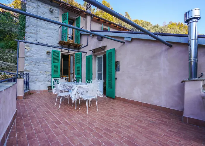 Gorgeous Home In Ponti Di Pornassio