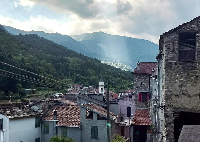 Gorgeous Home In Ponti Di Pornassio